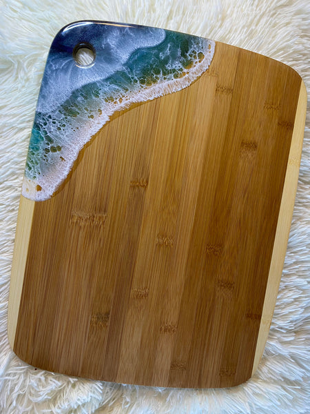 Large Cutting board with holding hole